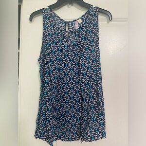 Francesca’s Sleeveless Blouse